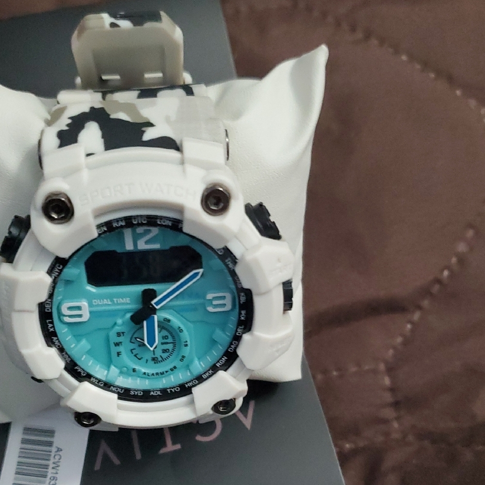 White and Light Blue Dual-Time Sport Watch - ActivA Style - Picture 4 of 4